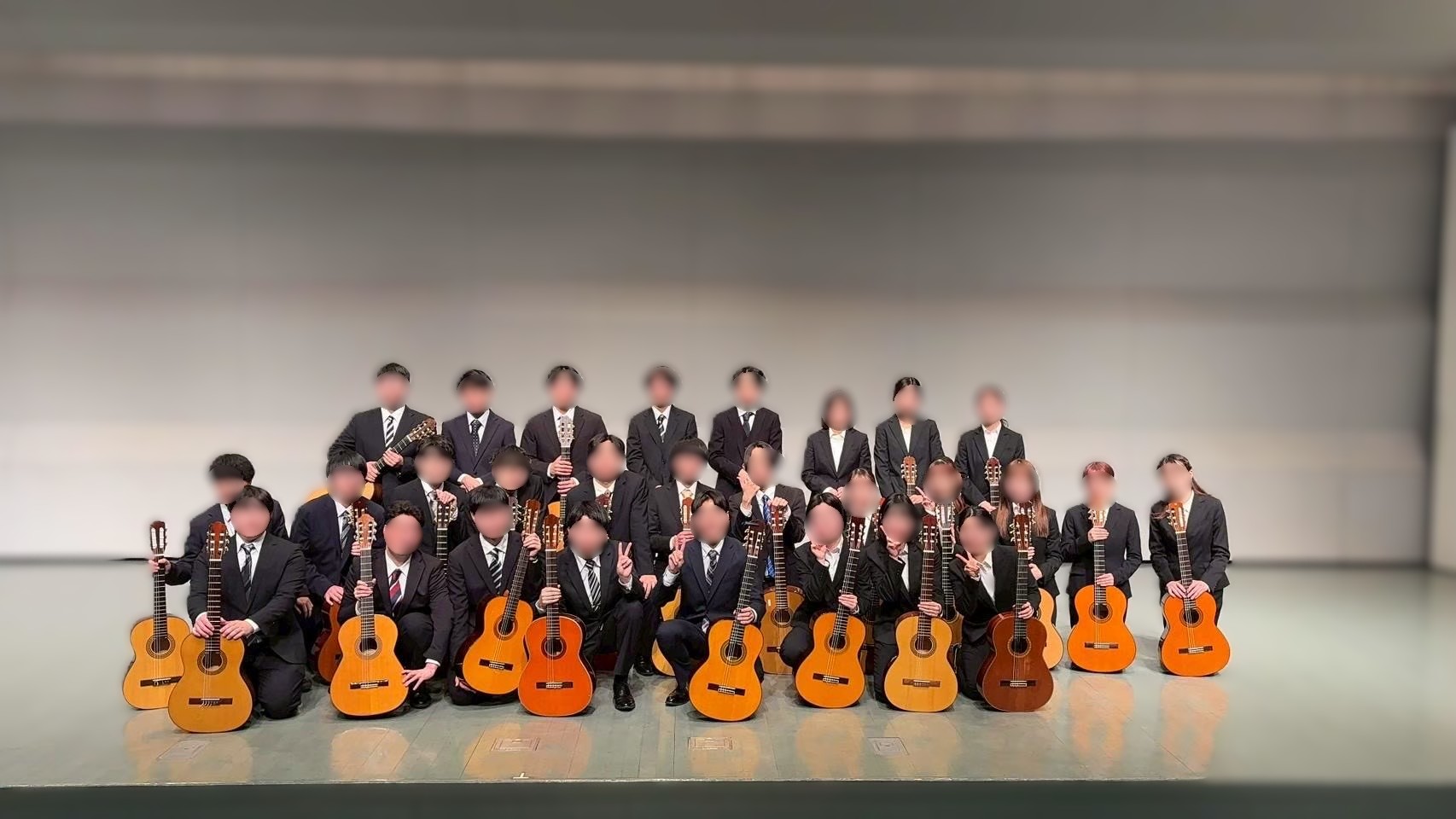 電大　ギターアンサンブル部　定期演奏会の様子